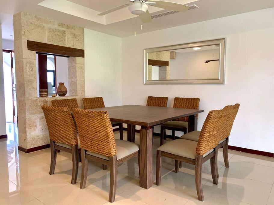 Charming Lagoon Front Villa By Casa Paraiso Cancun Dış mekan fotoğraf